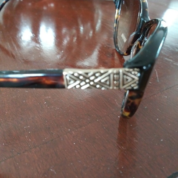 NWOT Kensie Emotion Sun Sunglasses - Picture 4 of 7